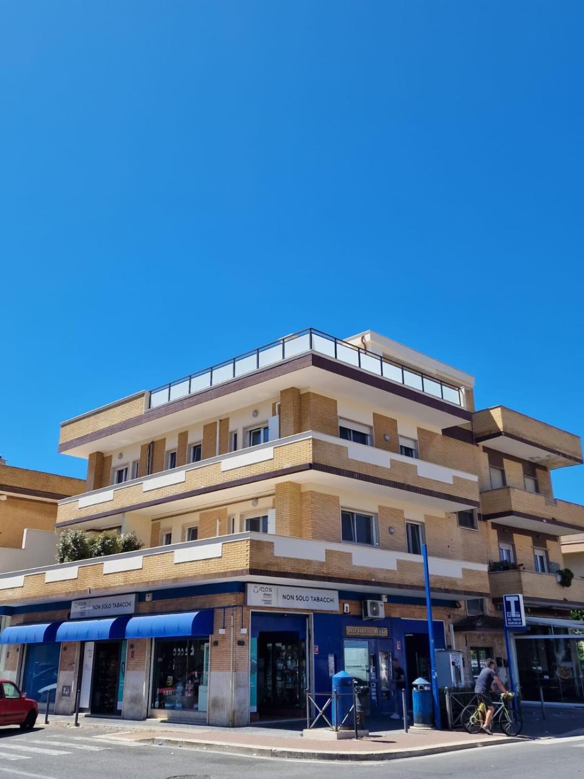 Roma Airport Sky Apartments フィウミチーノ エクステリア 写真