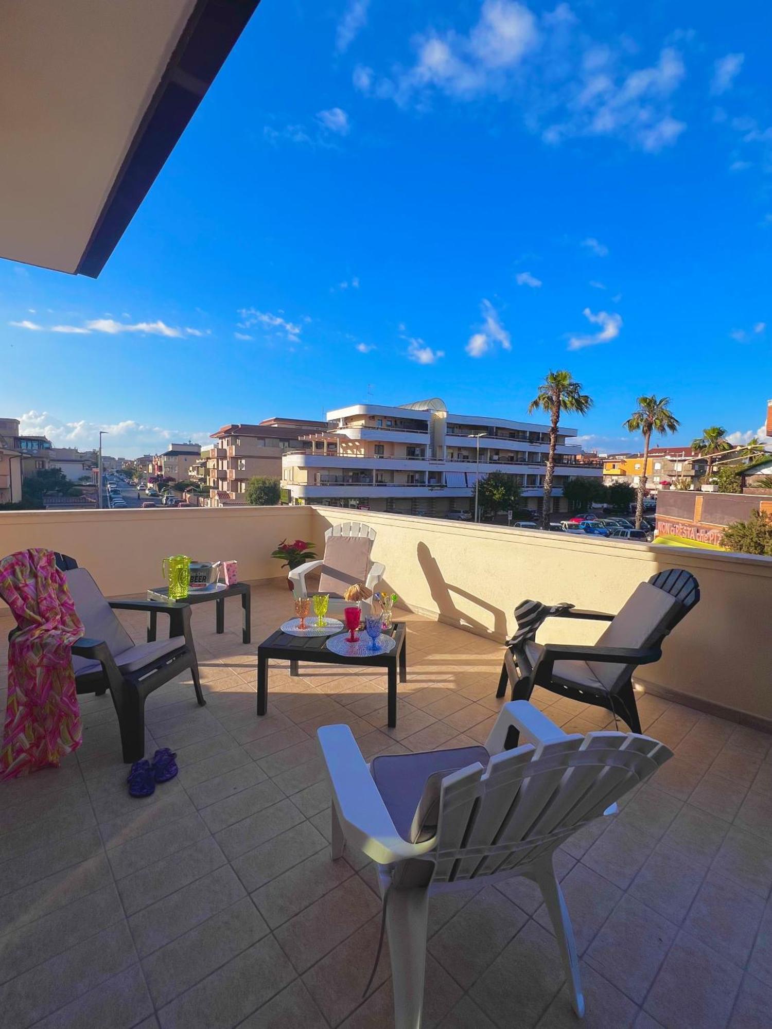 Roma Airport Sky Apartments フィウミチーノ エクステリア 写真